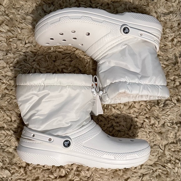 Crocs Classic Lined Neo Puff Boot - Picture 5 of 5